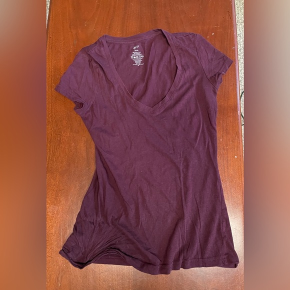 Walmart maroon t-shirt - Picture 3 of 3